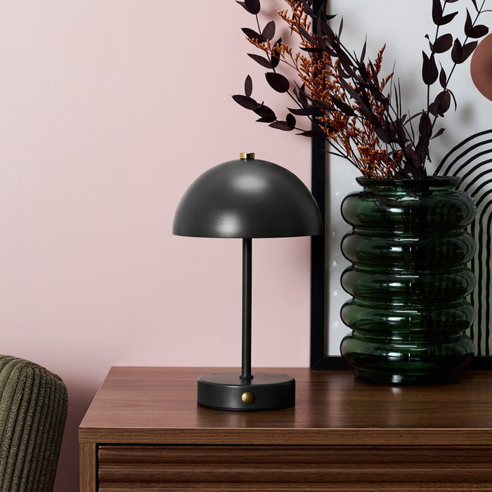 Home Deco Factory Lámpara de Mesa Recargable Negra, Material Metal