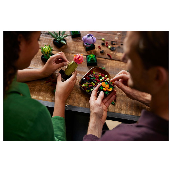 LEGO Icons 10309 Creator Expert Sukkulenten - Juego de Construcción Botanicals Suculentas, 771 Piezas, Multicolor, Apto desde 18 Años