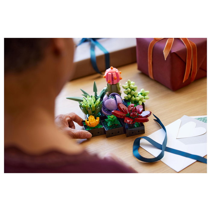 LEGO Icons 10309 Creator Expert Sukkulenten - Juego de Construcción Botanicals Suculentas, 771 Piezas, Multicolor, Apto desde 18 Años