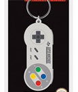 Pyramid International Llavero Nintendo SNES Controller de caucho Pyramid International Llavero Nintendo SNES Controller de caucho
