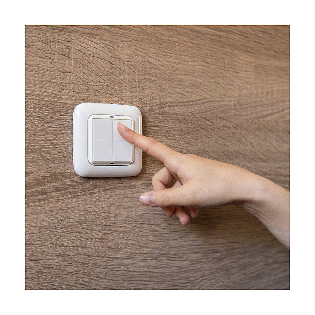 Shelly BLU Wall Switch 4 Interruptor de Pared Marfil