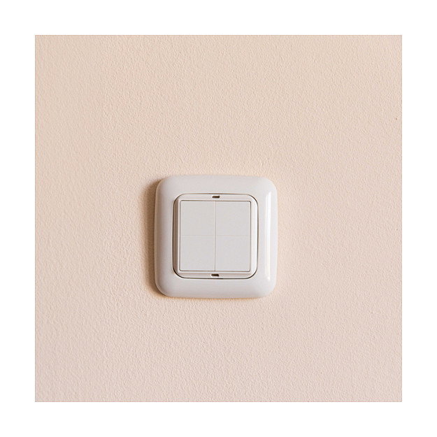 Shelly BLU Wall Switch 4 Interruptor de Pared Marfil