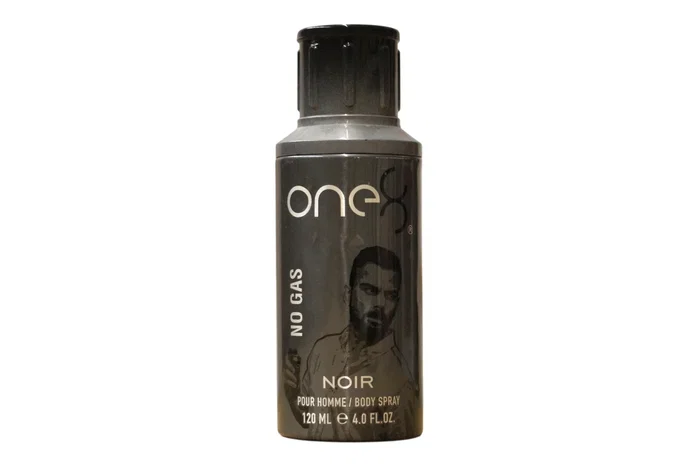One 8 Noir No Gas Spray perfumado para hombres One 8 Noir No Gas Spray perfumado para hombres