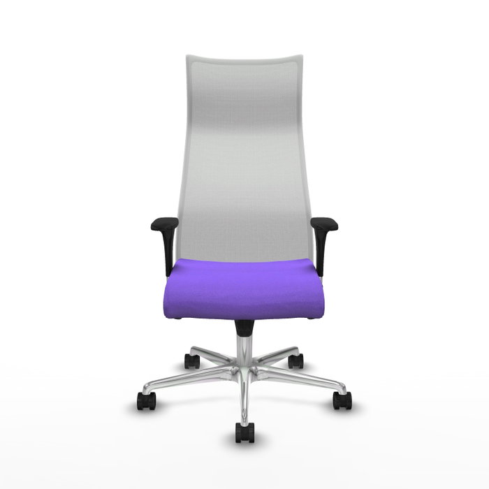 Sillón Albacete con mecanismo Sincro tapizada con Tela color Lila y malla color Blanco. Equipado con Base aluminio, Brazos 1D y Ruedas 65mm nailon
