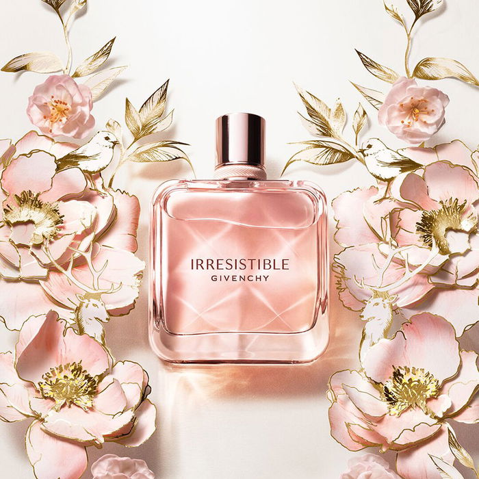 Givenchy Eau de Parfum IRRESISTIBLE para Mujer - Estuche Regalo 3 Piezas con Perfume de 100 ml Recargable, Leche Corporal y Vaporizador de Viaje