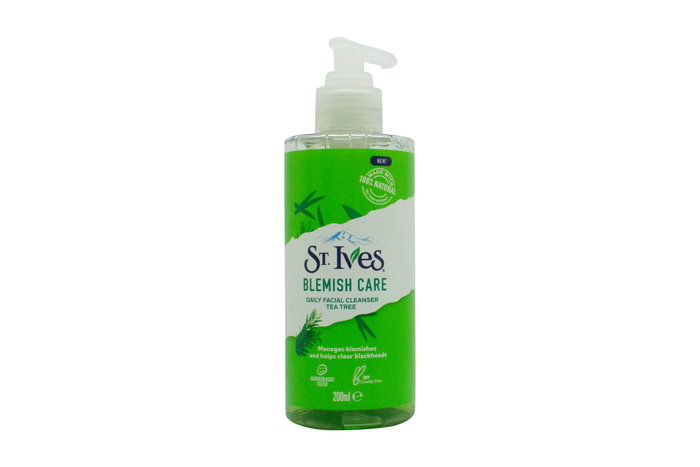 St. Ives Blemish Care Tea Tree Face Wash 200ml