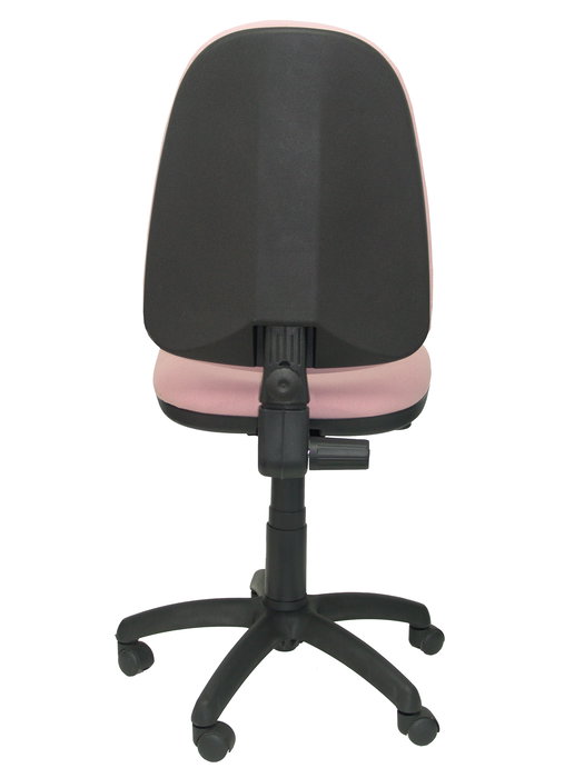 Silla de oficina Aýna con mecanismo Contacto permanente básico tapizada con Tela color Rosa pálido. Equipada con Base poliamida negra, Sin brazos y Ruedas de nailon 50 mm