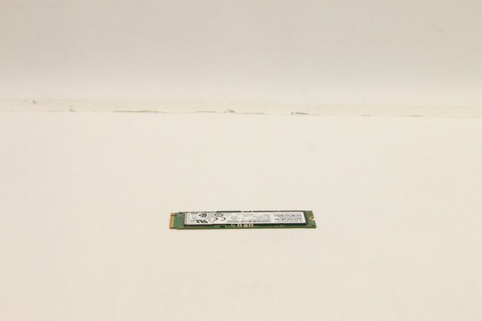 Lenovo Samsung PM981a 512GB M.2 PCIe NVMe SSD, 3500MB/s lectura, 2900MB/s escritura, 300TBW