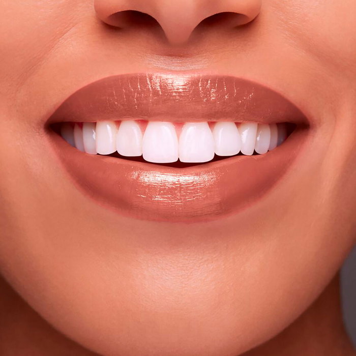 Clarins JOLI ROUGE BRILLANT RECARGA #706S 3,5 g Labial Hidratante y Brillante