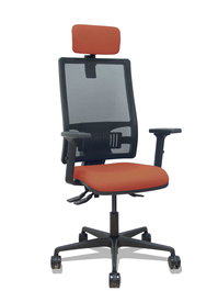 Silla de oficina Bormate con mecanismo Asincro tapizada con Tela color Marrón y malla color Negro. Equipada con lumbar 1D, Brazos 2D, Cabecero 2D y Ruedas 65mm nailon