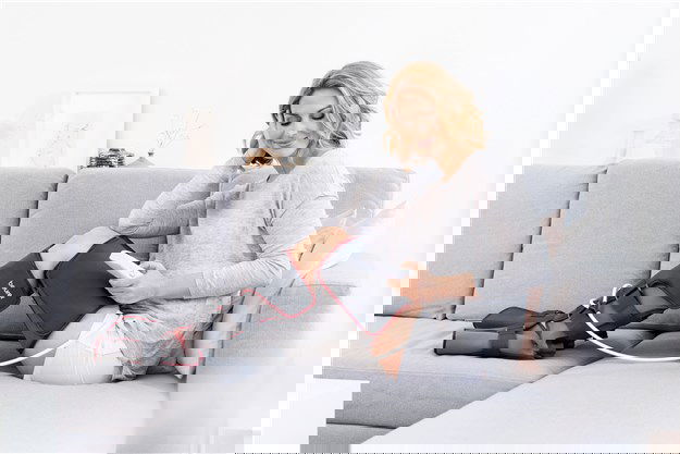 Beurer FM-150 PRO Botas de Presoterapia de Uso Doméstico para Muslos y Piernas con 4 Manguitos, Ideal para Circulación, Varices y Piernas Cansadas