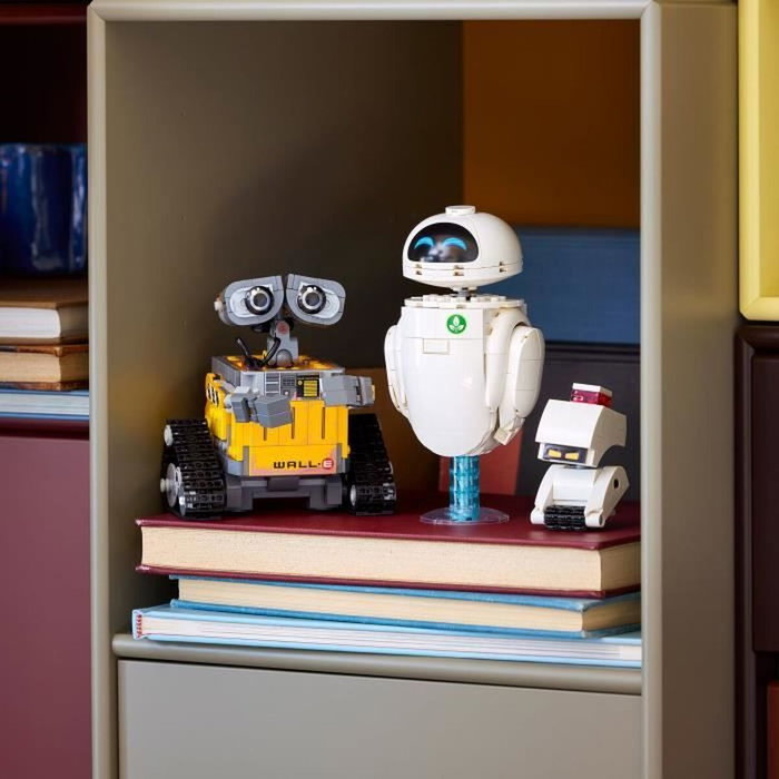 LEGO Disney y Pixar WALL-E y EVE Set de Construcción LEGO Disney y Pixar WALL-E y EVE Set de Construcción