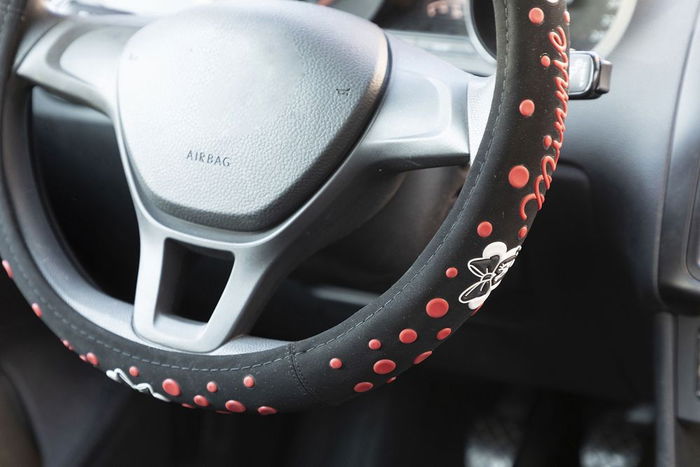 Disney Funda Volante Minnie Mouse CZ10819 Antideslizante Diámetro 37-39 cm