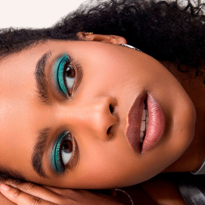 Catrice Sombra de Ojos ART COULEURS #430-Pacific Teal 2 gr Catrice Sombra de Ojos ART COULEURS #430-Pacific Teal 2 gr