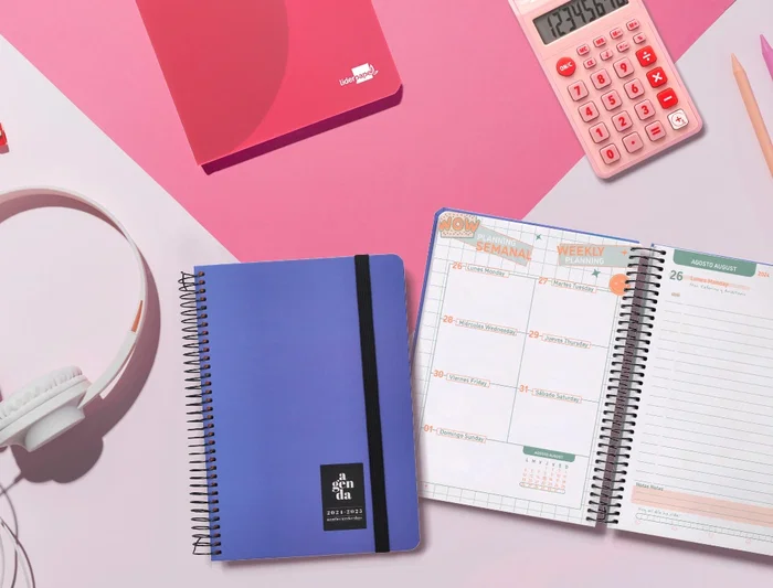 Agenda Escolar Liderpapel Año 24 - 25 Curso Classic Azul Día Página A5