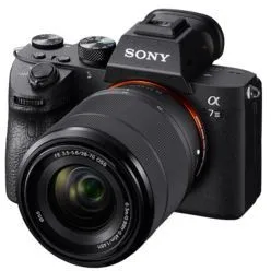 Sony Alpha 7 Mark III Kit + SEL 28-70mm Negro