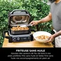 Ninja Barbacoa y Ahumador Eléctrico OG701EU - Grill, Ahumador y Freidora de Aire - Antiadherente - Gris y Negro