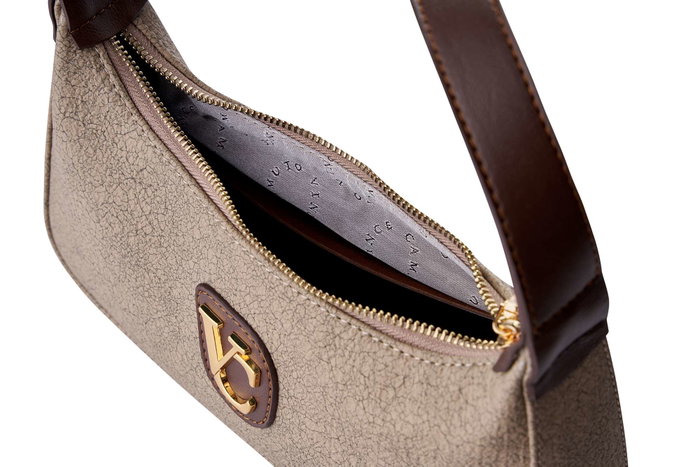 Vince Camuto Bolso de Hombro Crackle Brown Cuero de Polivinilo Marrón