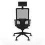 Silla de oficina Horna con mecanismo Sincro/Traslack tapizada con Tela color Morado y malla color Gris. Equipada con lumbar 1D, Brazos 1D, Cabecero Fijo y Ruedas 65 mm parqué