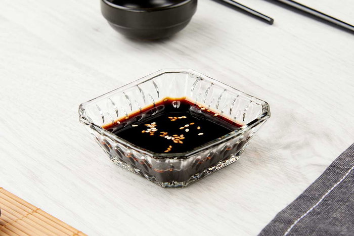 VIVALTO Salsero Vidrio Cuadrado 80 ml 8x3x8 cm (Set de 72) VIVALTO Salsero Vidrio Cuadrado 80 ml 8x3x8 cm (Set de 72)