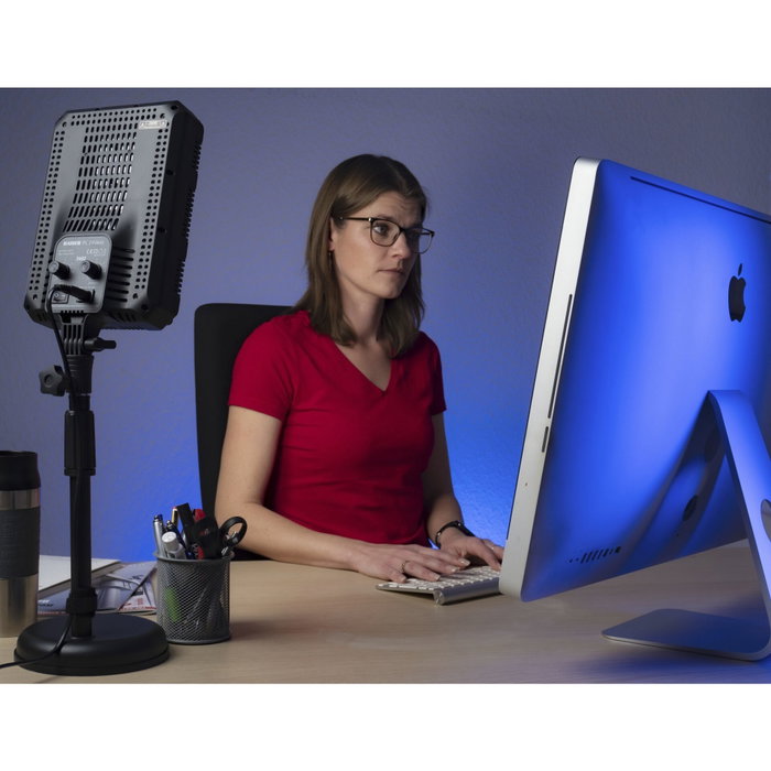 Kaiser PL24 Vario LED Desktop Lamp Kaiser PL24 Vario LED Desktop Lamp