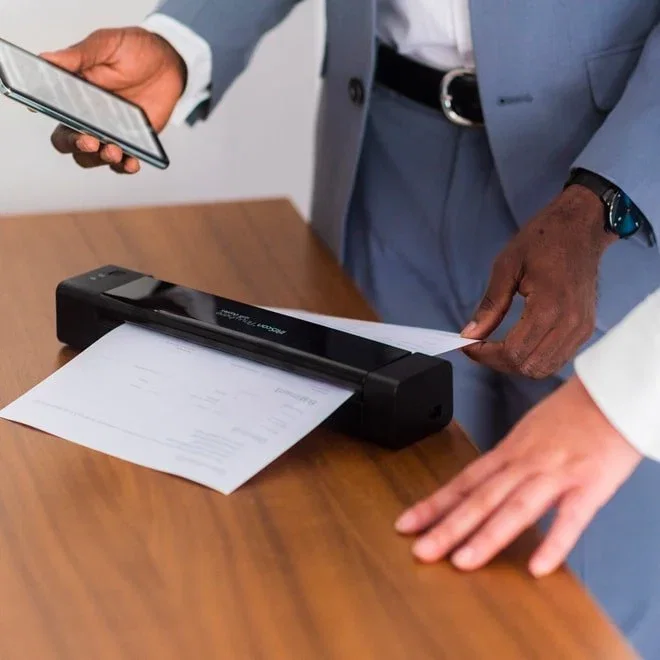 IRIS IRIScan Anywhere 6 Wifi Duplex - Escáner portátil inalámbrico con batería, 1200 x 1200 DPI, A4, hasta 260 páginas por carga, negro IRIS IRIScan Anywhere 6 Wifi Duplex - Escáner portátil inalámbrico con batería, 1200 x 1200 DPI, A4, hasta 260 páginas por carga, negro