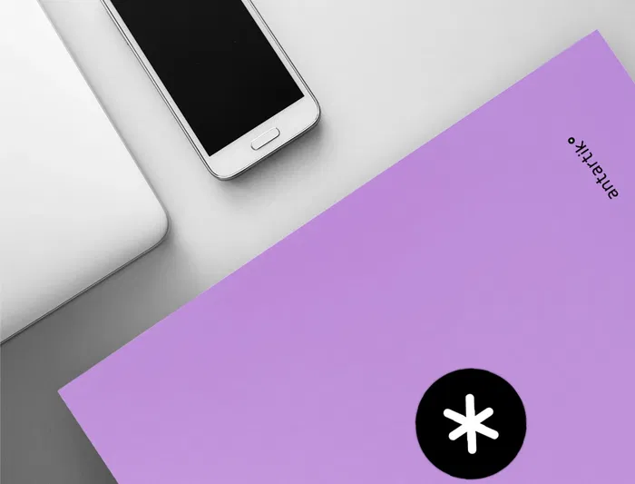 Antartik Carpeta A4 Forrada 4 Anillas 25 mm Redondas Color Lavanda