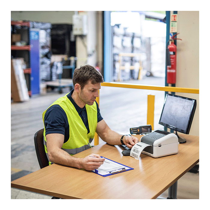 Brother TD-4410D Impresora de Etiquetas Thermodirekt hasta 203 dpi y 203 mm/s, Conexión USB y Seriell