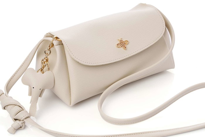 Lucky Bees Bolsa de Hombro Ava Cream, Cuero de Polivinilo, 22x11x12 cm, 3 Bolsillos Interiores, Color Crema