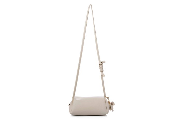 Lucky Bees Bolsa de Hombro Ava Cream, Cuero de Polivinilo, 22x11x12 cm, 3 Bolsillos Interiores, Color Crema