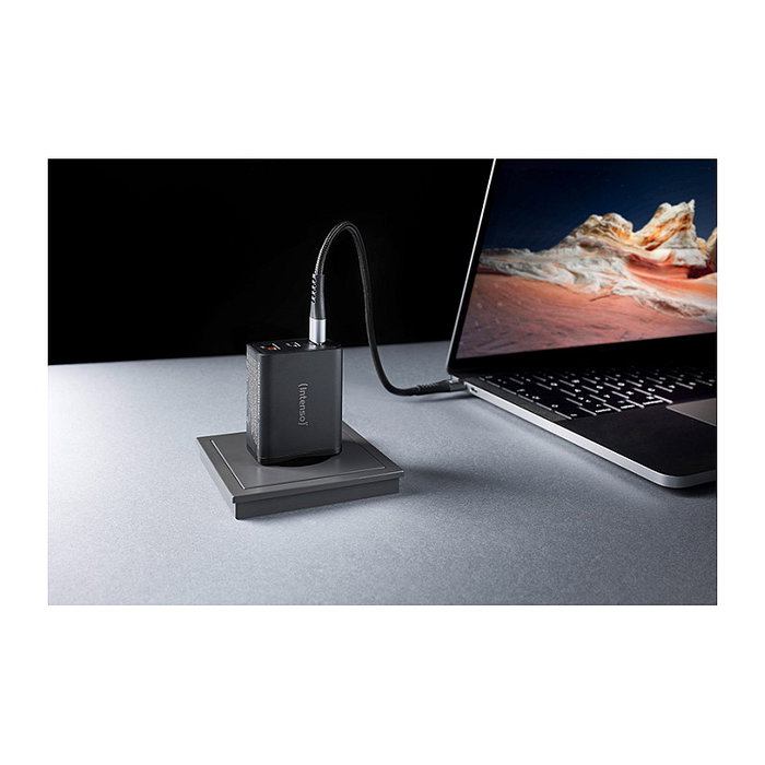 Intenso Cargador de Pared GaN W65ACC 65 W Negro con 2x USB-C y 1x USB-A