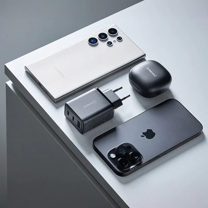 Intenso Adaptador de Corriente Interior 65W 11V, Voltaje Entrada 120-140V 50/60Hz, Negro, Ref. 7806510