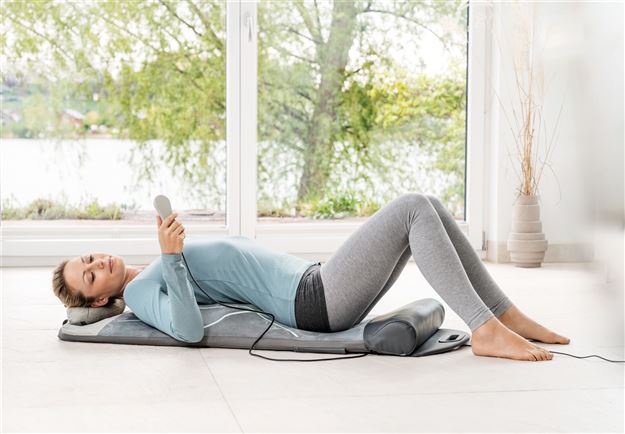 Beurer MG-280 Colchoneta de Masaje Eléctrica para Yoga y Estiramientos con 7 Bolsas de Aire, 3 Intensidades y 4 Programas
