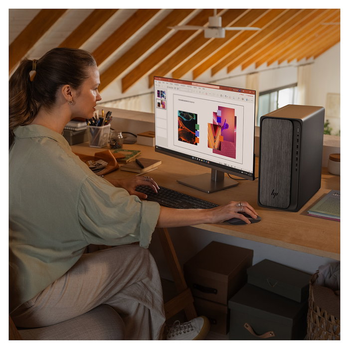 HP OmniDesk M02-0072ng Ordenador All-in-One AMD Ryzen 7 8700G 16 GB RAM 1 TB SSD Windows 11 Home