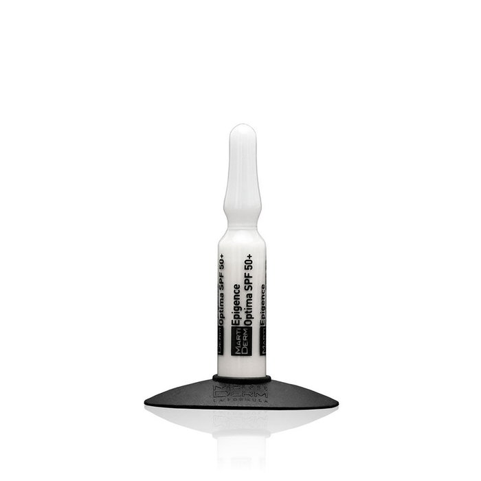 Crema de Día Martiderm BLACK DIAMOND Spf 50+ 2 ml Crema de Día Martiderm BLACK DIAMOND Spf 50+ 2 ml