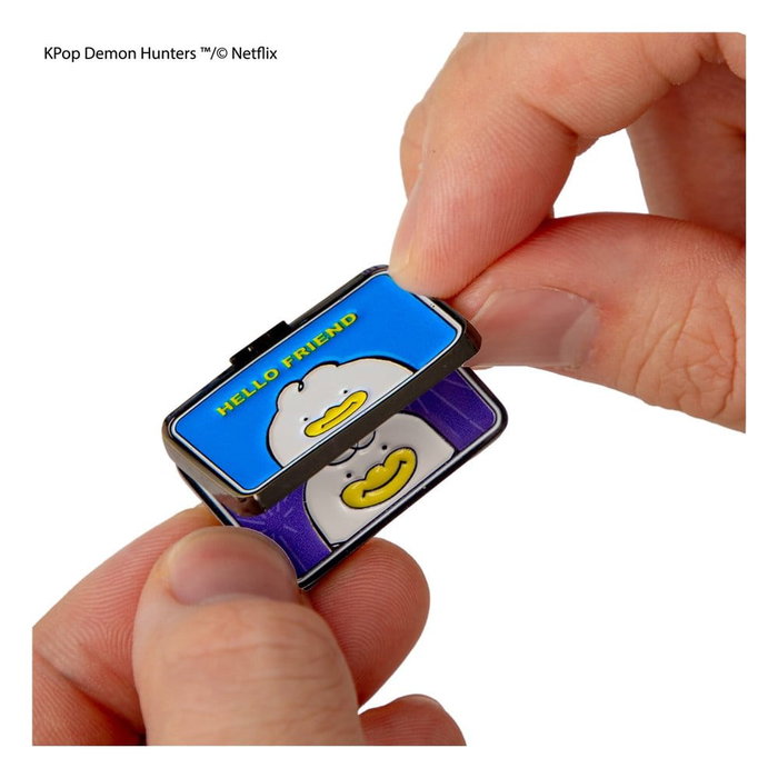 Las guerreras K-pop Pin Rujinu Letters