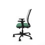 Silla de oficina Haches con mecanismo Sincro/Traslack tapizada con Tela color Verde esmeralda y malla color Blanco. Equipada con lumbar 1D, Brazos 2D y Ruedas 65mm nailon