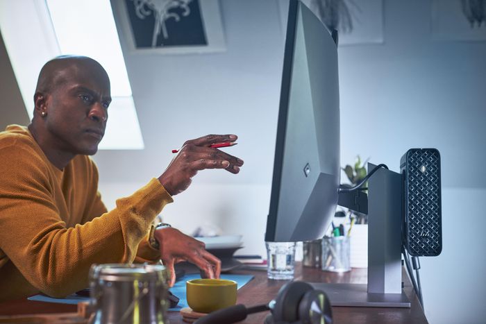 HP Z24q G3 Pantalla QHD de 60.5 cm (23.8 pulgadas) con Precisión de Color Profesional