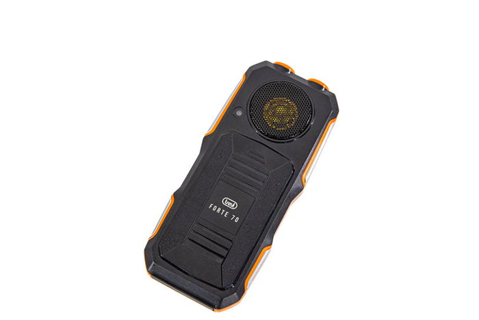 Trevi Forte 70 Teléfono Móvil Antigolpes, Color Negro y Naranja