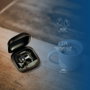 Daewoo Auriculares TWS Sport Inalámbricos Bluetooth 5.0 con Gancho LED Indicador Batería 30mAh/300mAh Tipo C Negro
