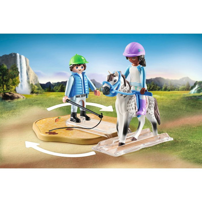 Playmobil Escuela Moderna de Equitación con Figuras, Caballo y Accesorios de Equitación
