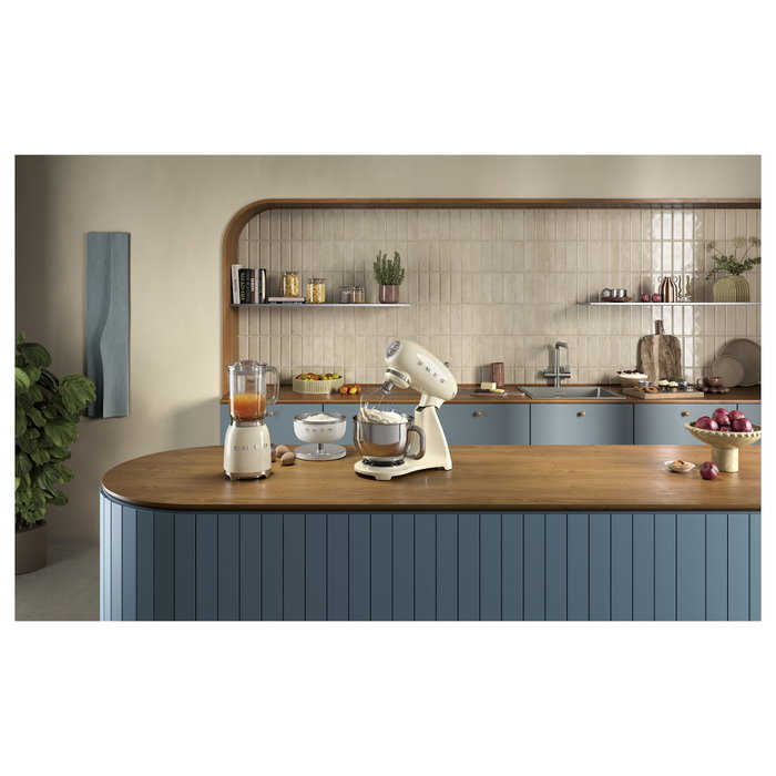 Smeg BLF03CREU Batidora de vaso crema