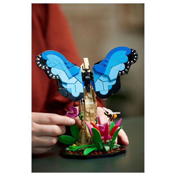 LEGO Ideas Colección de Insectos 21342, Juego de Construcción de 1111 Piezas para Adultos, Modelo para Exponer, Multicolor