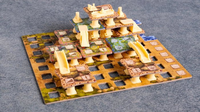 Tranjis Games sl Babylon Juego de Mesa Estratégico de Construcción 3D, 2-4 Jugadores, 45 Minutos