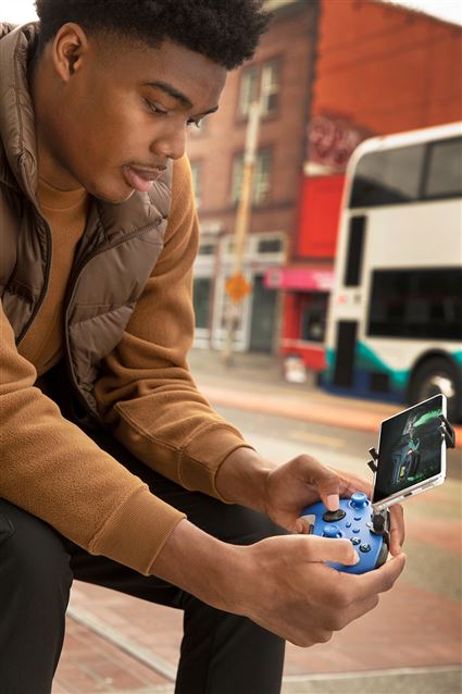 Power A 1519066-01 Soporte para Móvil para Mandos Wireless Xbox