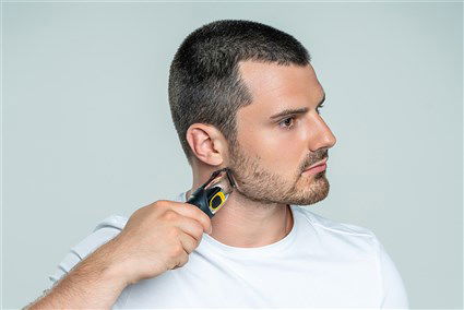 Wahl 09893-0440 Cortabarbas Expreme Grip con Agarre de Silicona y Cuchillas de Precisión, 0.5-9mm