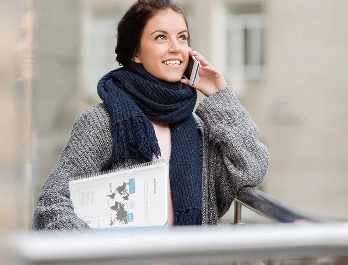 Liderpapel Carpeta Escaparate con Espiral 30 Fundas Polipropileno DIN A4 Transparente