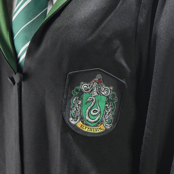 Harry Potter Vestido de Mago Slytherin talla M Harry Potter Vestido de Mago Slytherin talla M