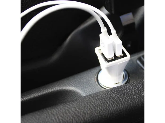 Approx APPUSBCAR31W Cargador de Coche para Móvil 2 Puertos USB 5V 3.1A Blanco para Smartphone, GPS, Tableta, Reloj Inteligente y Auriculares