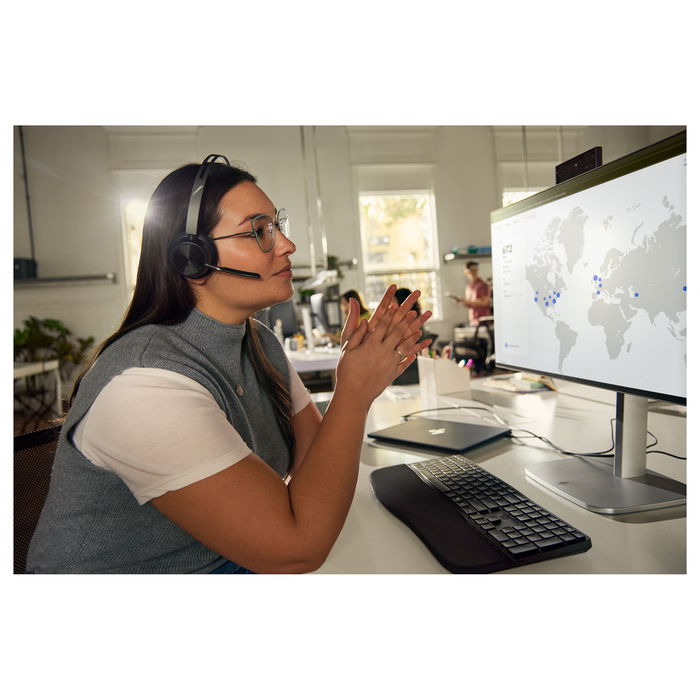 HP Voyager Focus 2 UC inkl. LS USB-C/A Teams Auriculares Inalámbricos Bluetooth para Oficina y Centro de Llamadas, Certificados para Microsoft Teams, Negro